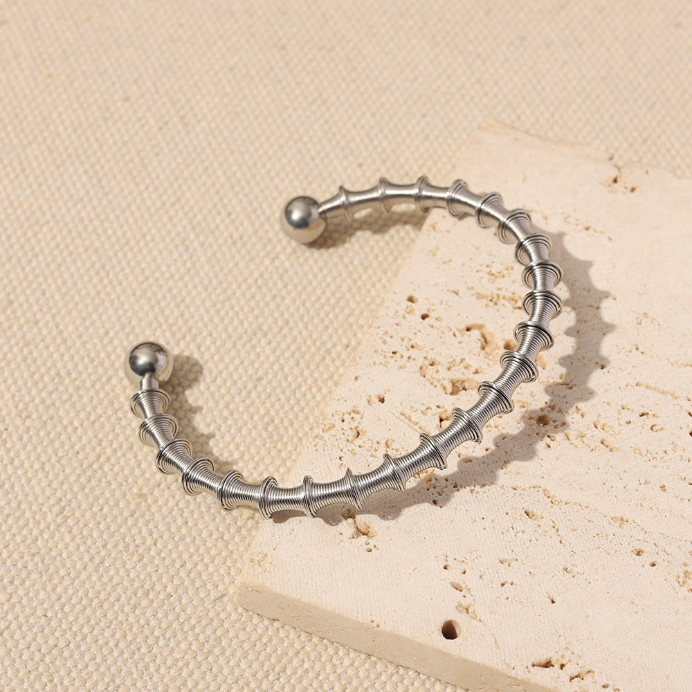 Beaded Edge Bangle – Gold (60 mm)