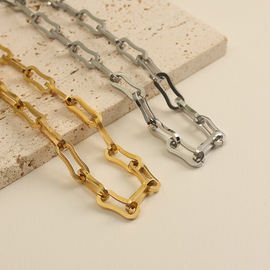 Rectangular Link Necklace – Silver (8 mm · 38.5 + 4.5 cm)