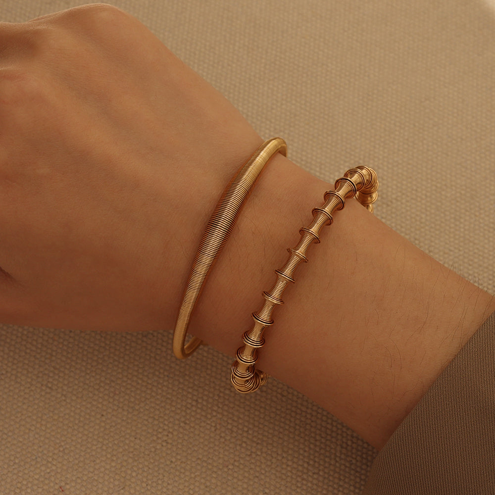 Beaded Edge Bangle – Gold (60 mm)
