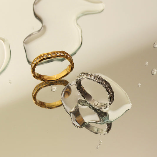 Crystal Row Ring – Gold