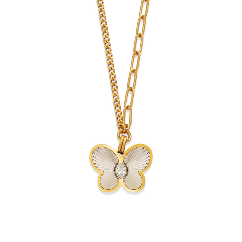 Mini Butterfly & Heart Necklace – Gold (42 + 5 cm)